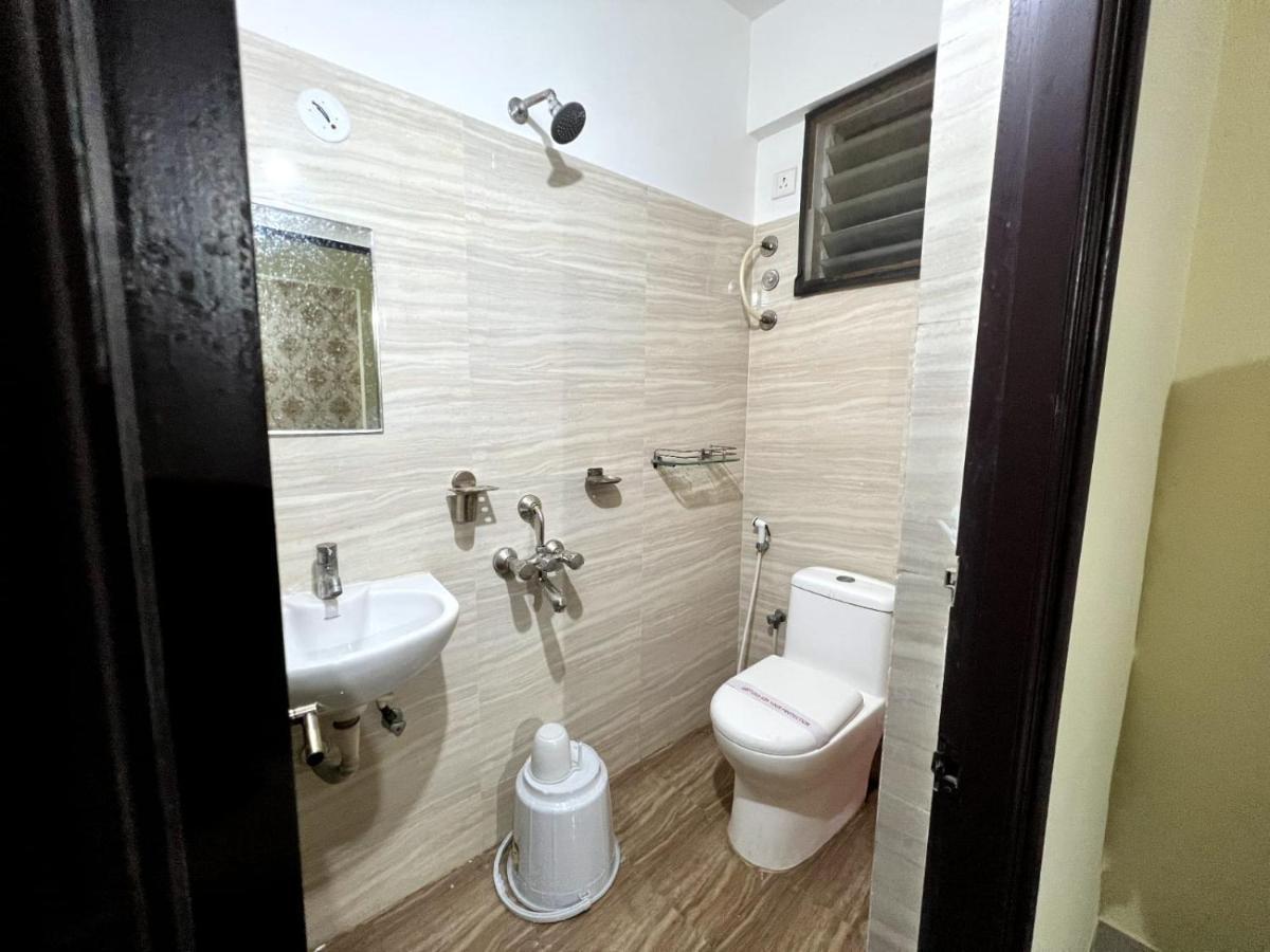Hotel East Park Electronic City Kammasandra Bagian luar foto
